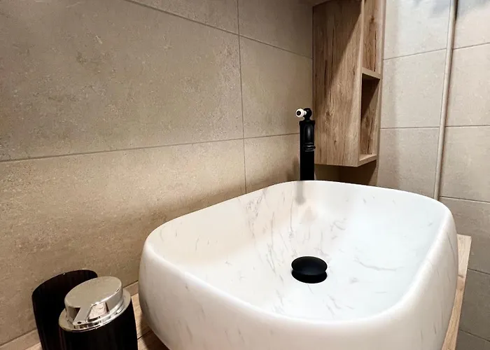 Casale Dell'insugherata 4* Roma