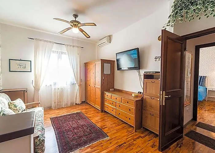 Bed and breakfast Casale Dell'insugherata 4*