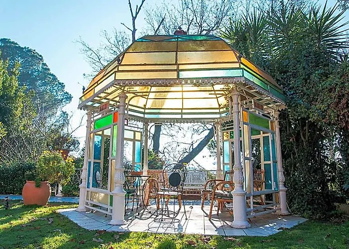 Bed and breakfast Casale Dell'insugherata 4*