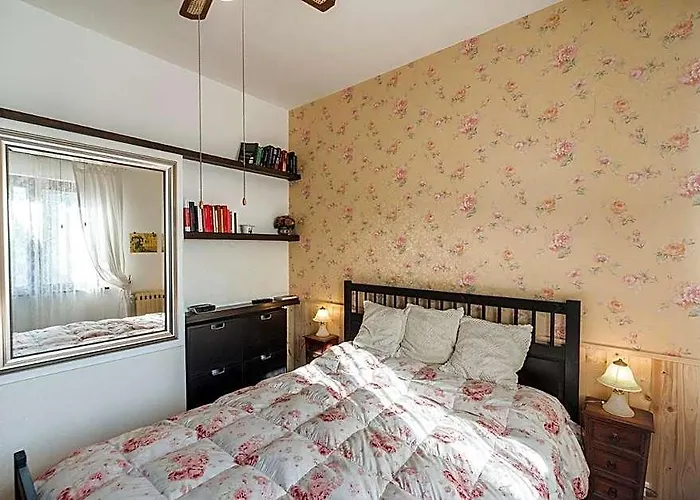 Casale Dell'insugherata 4* Roma