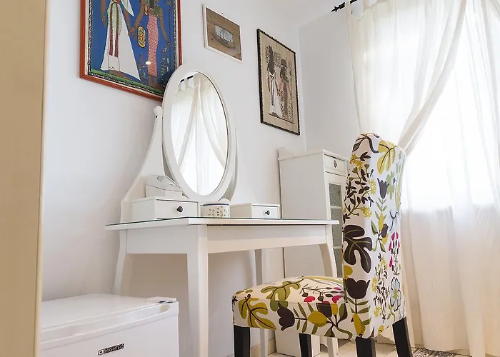 Casale Dell'insugherata 4* Roma
